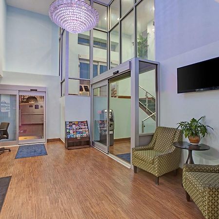 ניו יורק Days Inn & Suites By Wyndham Ozone Park/Jfk Airport מראה חיצוני תמונה