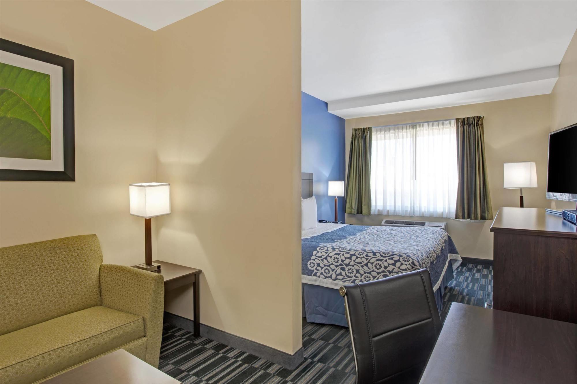 ניו יורק Days Inn & Suites By Wyndham Ozone Park/Jfk Airport מראה חיצוני תמונה