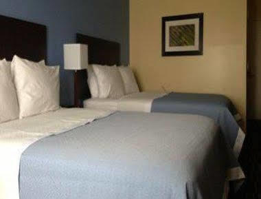 ניו יורק Days Inn & Suites By Wyndham Ozone Park/Jfk Airport מראה חיצוני תמונה