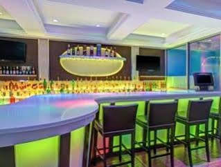 ניו יורק Days Inn & Suites By Wyndham Ozone Park/Jfk Airport מראה חיצוני תמונה